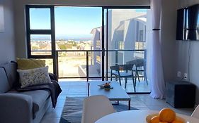 Lagoon Views Luxury Apartment Langebaan